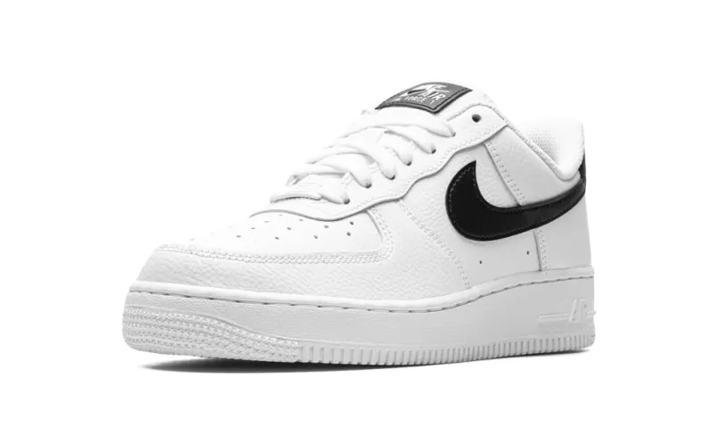 Nike Lifestyle AIR FORCE 1 '07 MNS WMNS 'White Black'